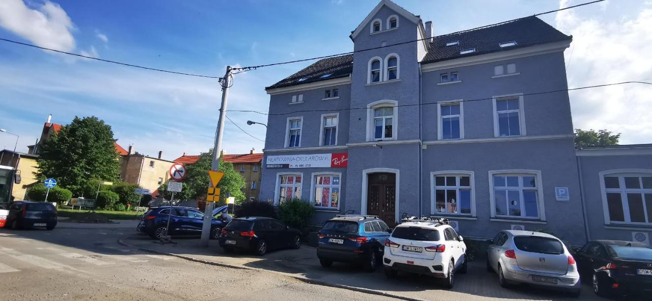 Klimatyczny Apartament Nr 8 Z Widokiem Na Gory Sowie Bielawa  Buitenkant foto