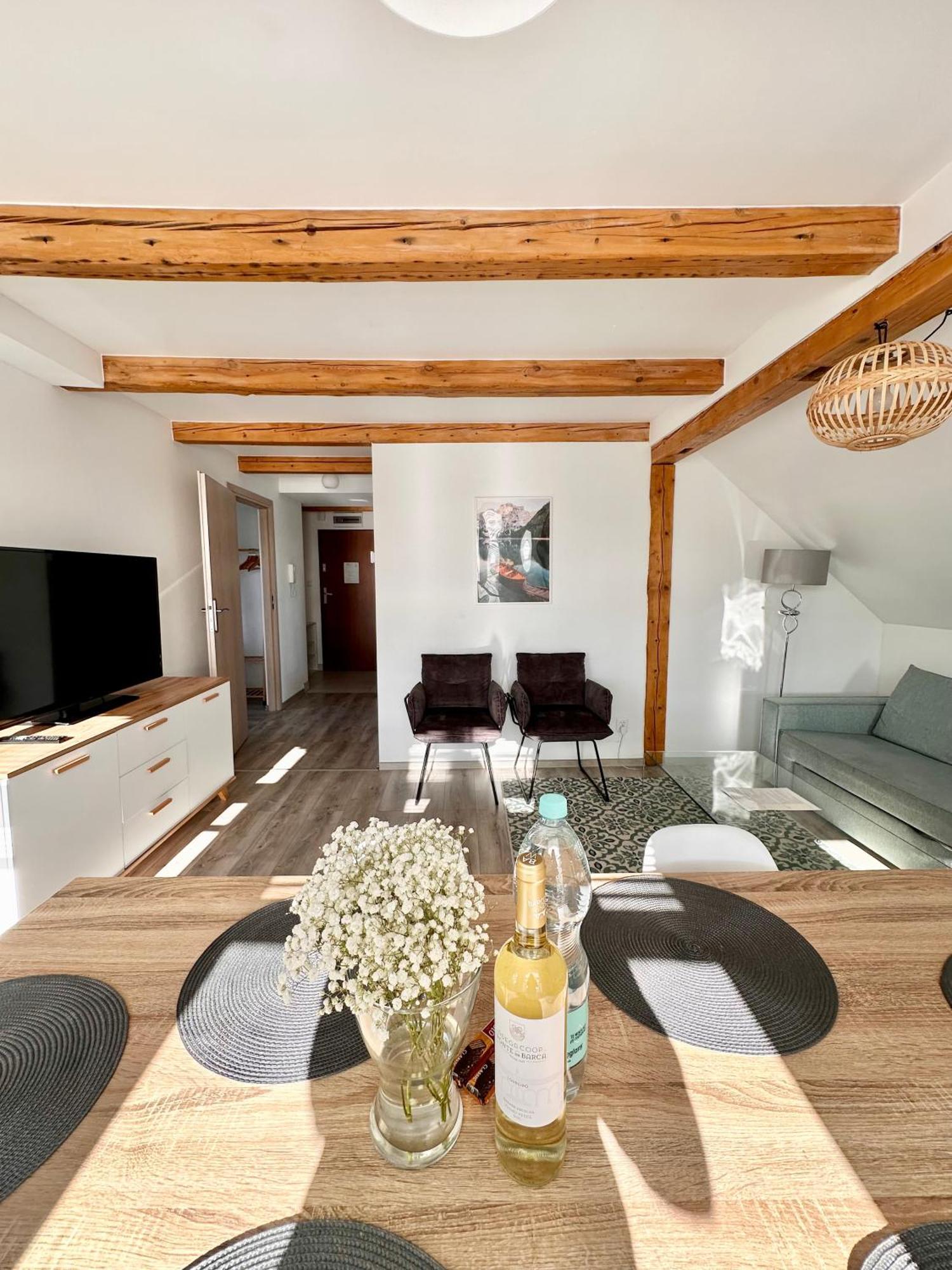Klimatyczny Apartament Nr 8 Z Widokiem Na Gory Sowie Bielawa  Buitenkant foto