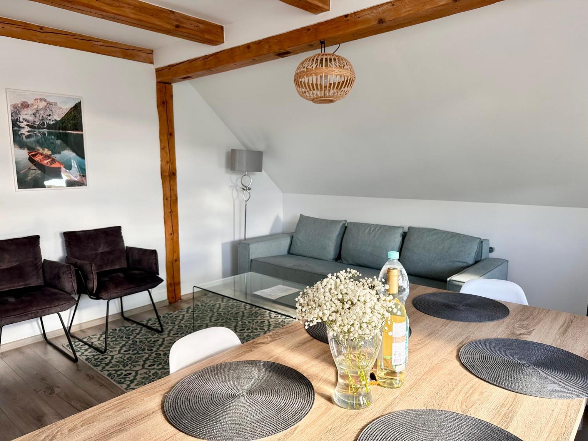 Klimatyczny Apartament Nr 8 Z Widokiem Na Gory Sowie Bielawa  Buitenkant foto